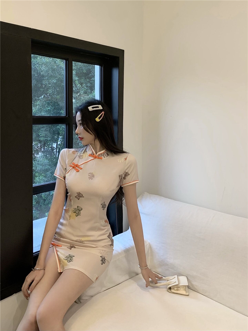 改良旗袍年轻款夏季小个子少女时尚日常性感短款包臀开叉连衣裙花色s