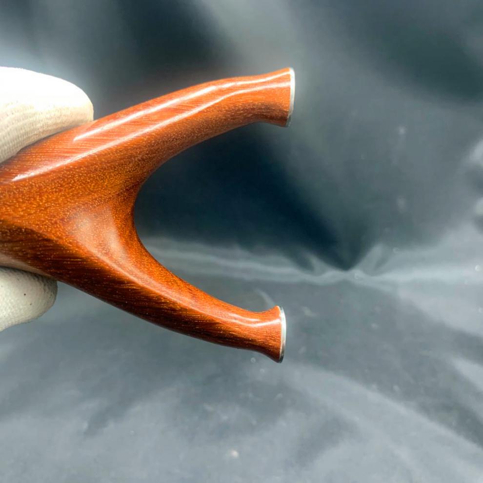 高质感细磨竞技强力弹弓龙鳞实木眼镜蛇弹弓竞技个性异形小扁皮反曲弹