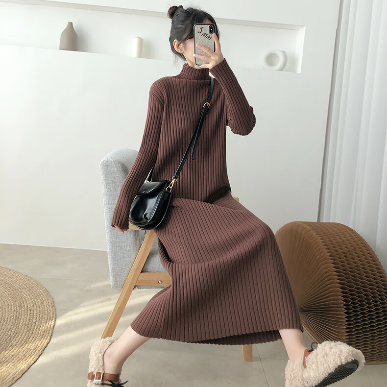 秋天穿的针织连衣裙毛线裙子早初秋季新款超长款毛衣裙过膝女秋冬半