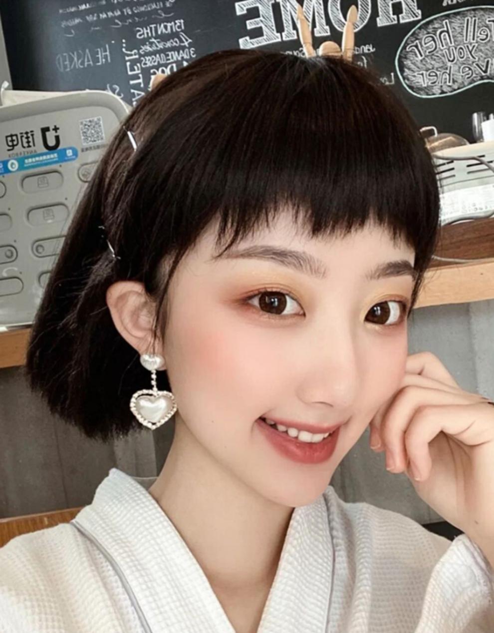 眉上刘海假发 二次元狗啃式赫本刘海假发片自然眉上短流海网红隐形无