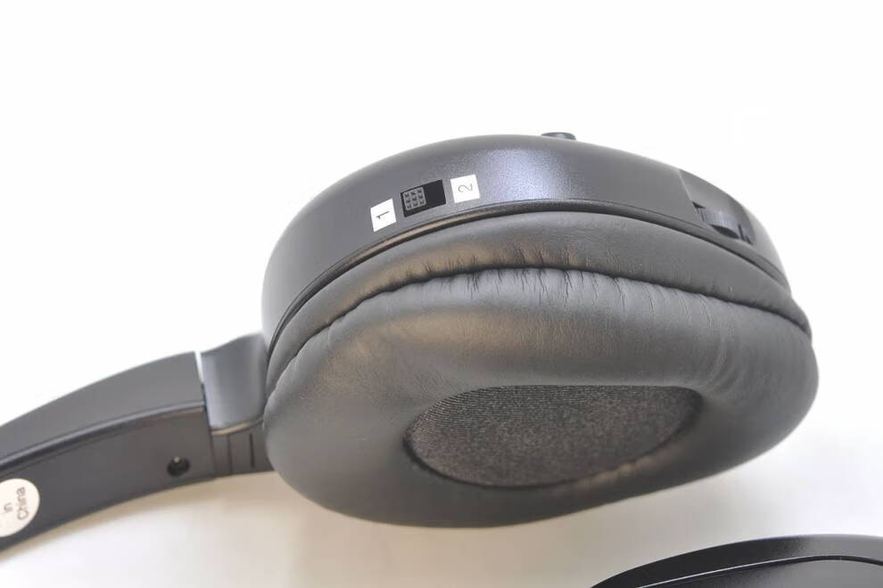 奥蒂罗红外线耳机 通用汽车载吸顶头枕dvd显示器无线红外线 红外耳机