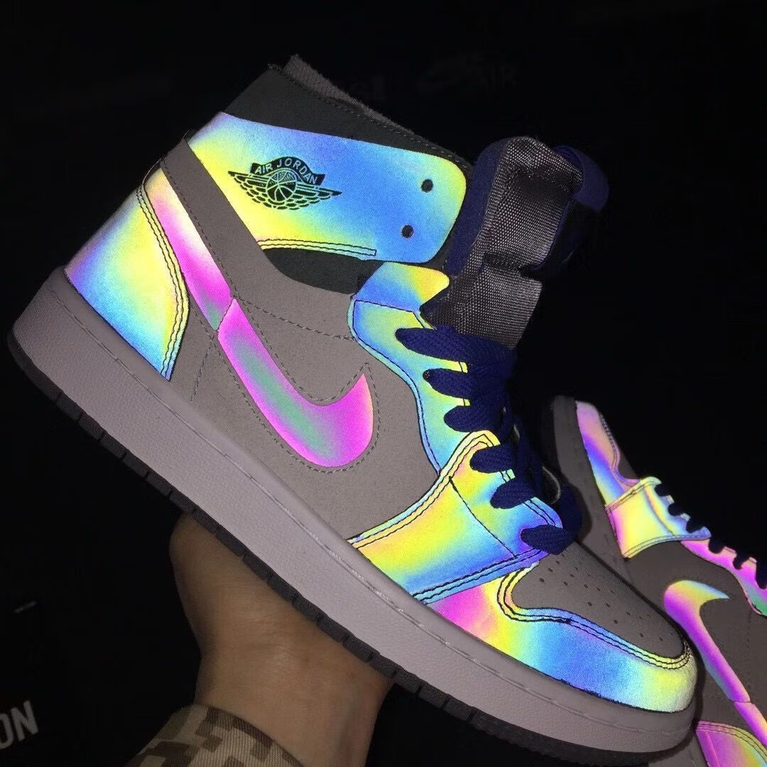 nike耐克官方aj1二次元黑白变色龙高帮篮球鞋反光大童男女运动小白