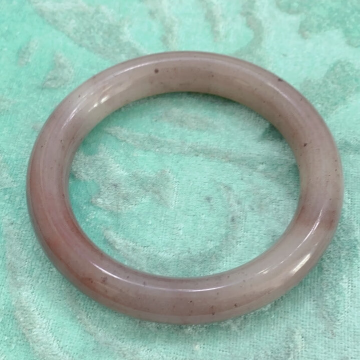 圆条玉手镯时尚简约佘太翠佘太玉三彩复古放漏61mm口径