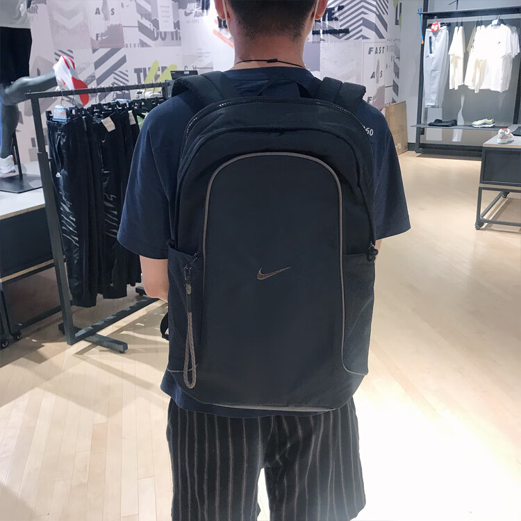89048095870f3d47.jpg