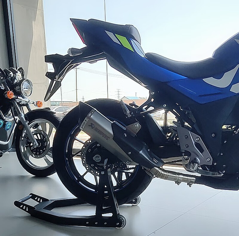 适用摩托车gsx250r排气管改装dl250中段gsx250排气钛合金配件消音 gsx