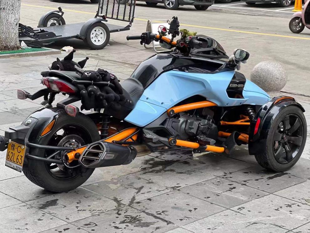 庞巴迪倒三轮摩托车 进口brp庞巴迪f3边偏倒三轮沙滩越野重机大排量