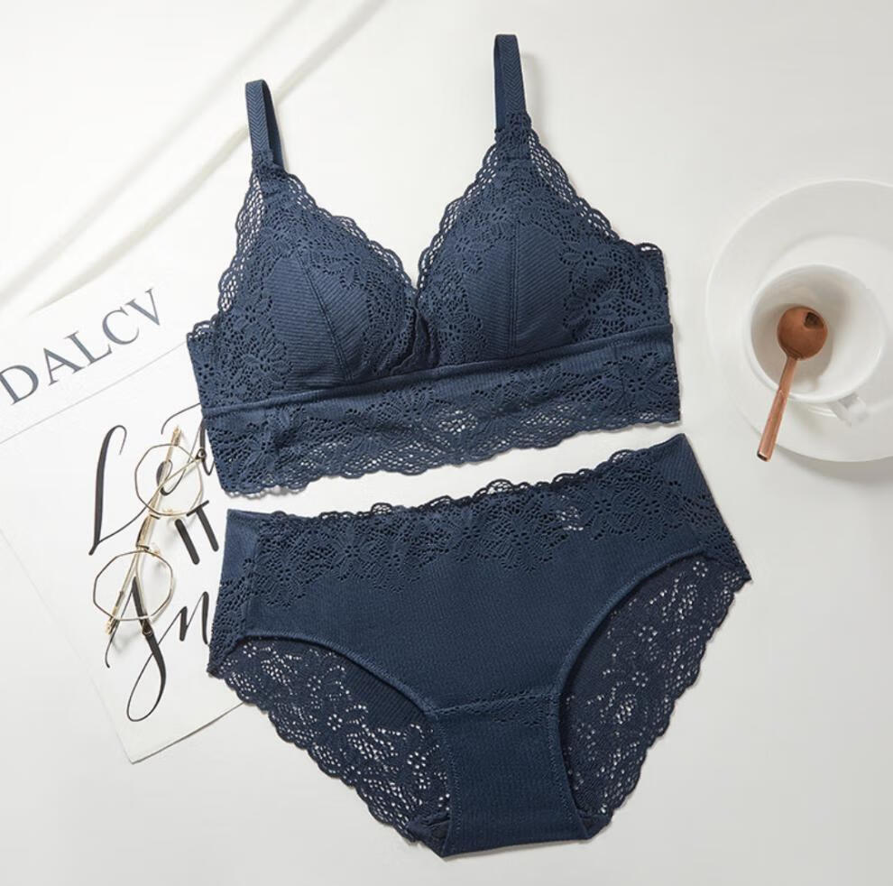 情人节礼物送老婆内衣套装维多利亚红色内衣女小胸拢薄款无钢圈舒适