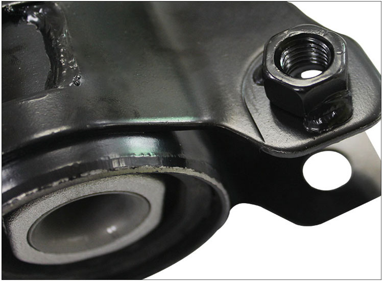 适用于福克斯蒙迪欧致胜下悬挂衬套前下摆臂胶套三角臂下支臂衬套0812