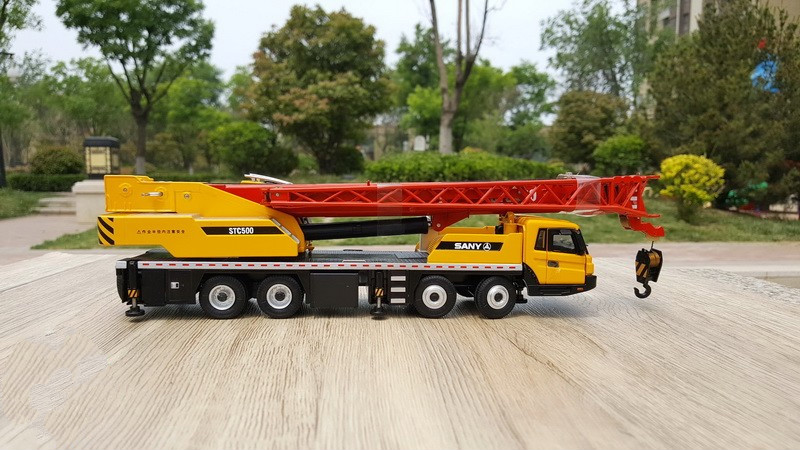 原厂三一重工泵机模型anystc500汽车起重机吊车合金工程车模型143福田