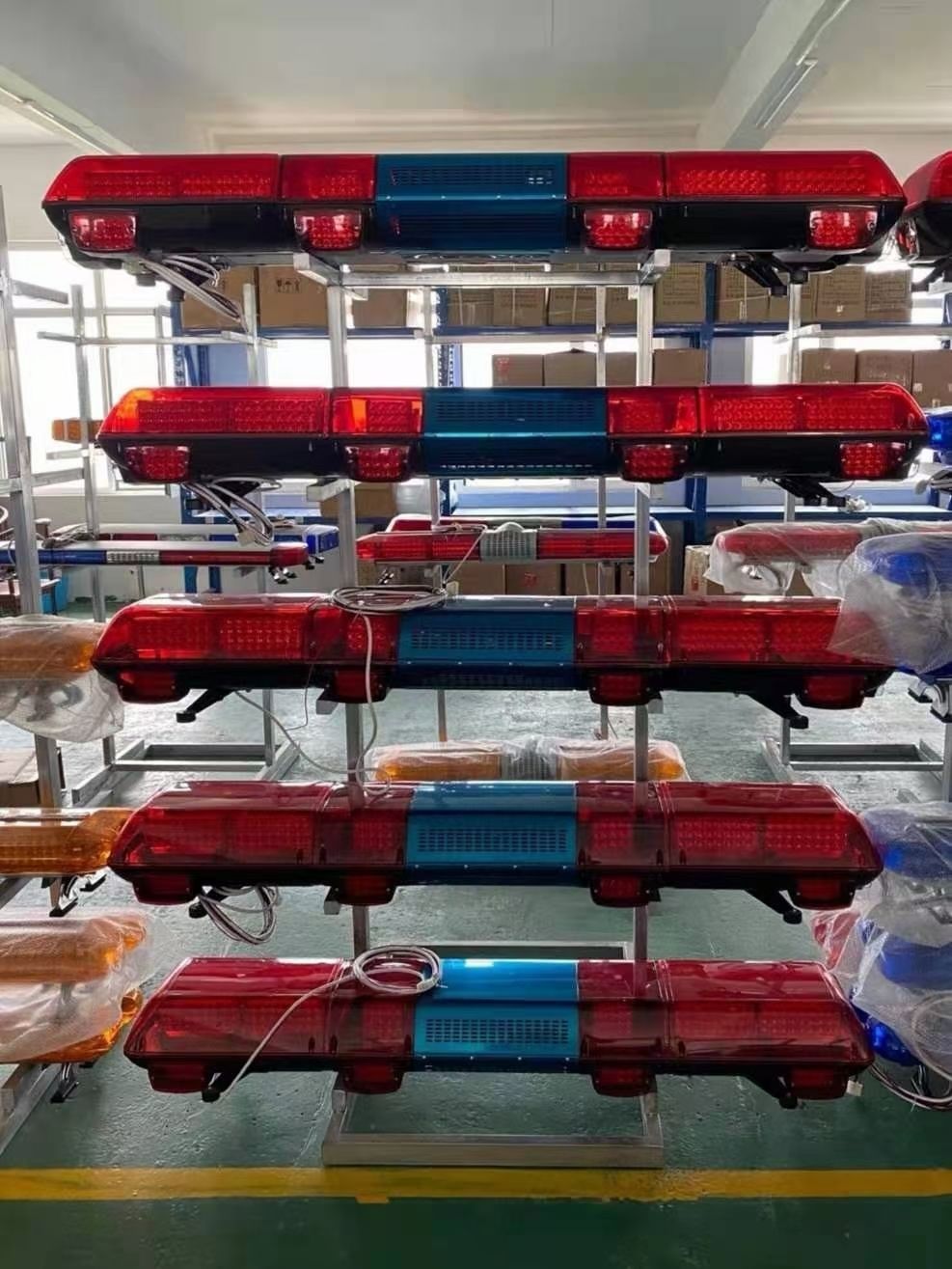 车顶警灯爆闪红蓝拖车工程车施工抢险救援清障巡逻黄色长排警示灯 薄