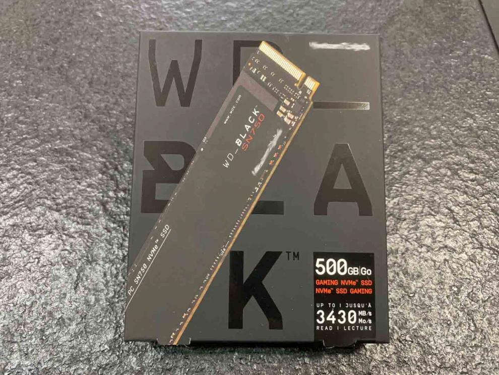 wd西部数据sn750500g1t黑盘m2m2nvmessd固态硬盘全新白色