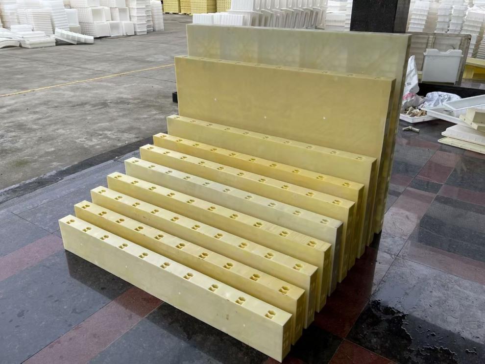 模具多款现浇塑料模板撞墙模具公路桥梁撞护栏塑料模板水沟建筑模板