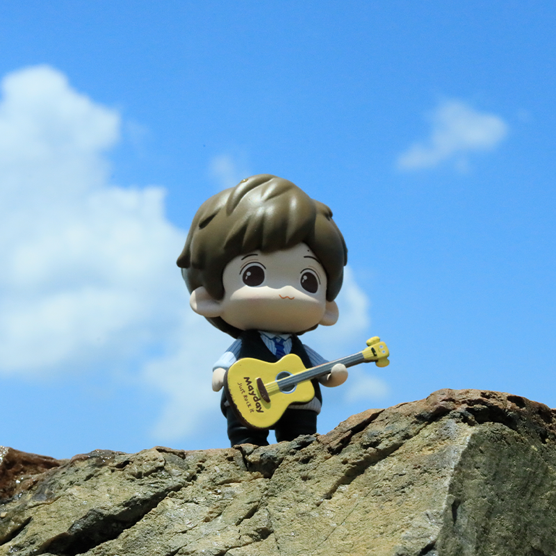 五月天手办mayday五月天周边阿信公仔画家信宇航员模型汽车桌面摆件