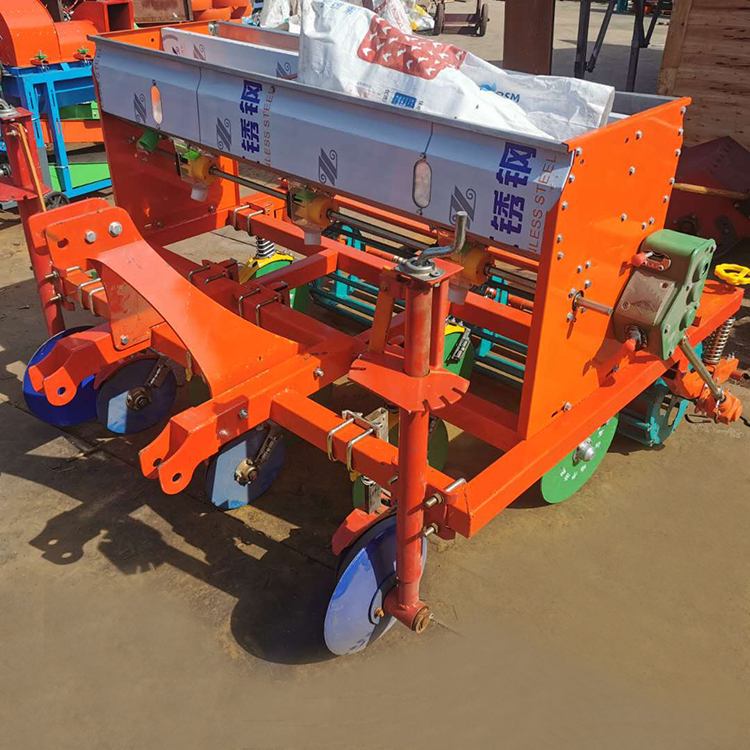 新款小麦播种机浆腿圆盘式种植机播种施肥机拖拉机带麦种点播机16行