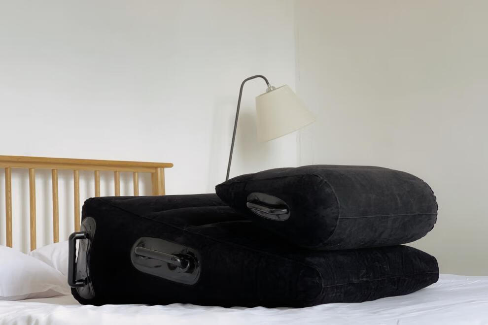 10063321986579商品名称:情趣家具性体位省力坐爱床充气沙发爱垫组合