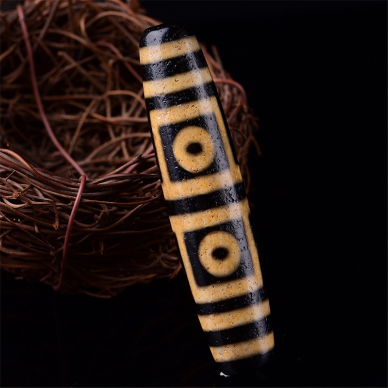 精品藏区回流精品牙黄四眼玛瑙天珠天然西藏天珠项链老料四眼至纯玛瑙