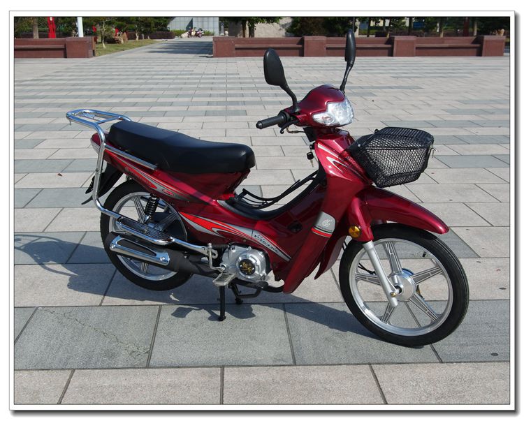 全新弯梁车110cc125cc摩托车燃油车国三国四都有国三黑色110公牛机