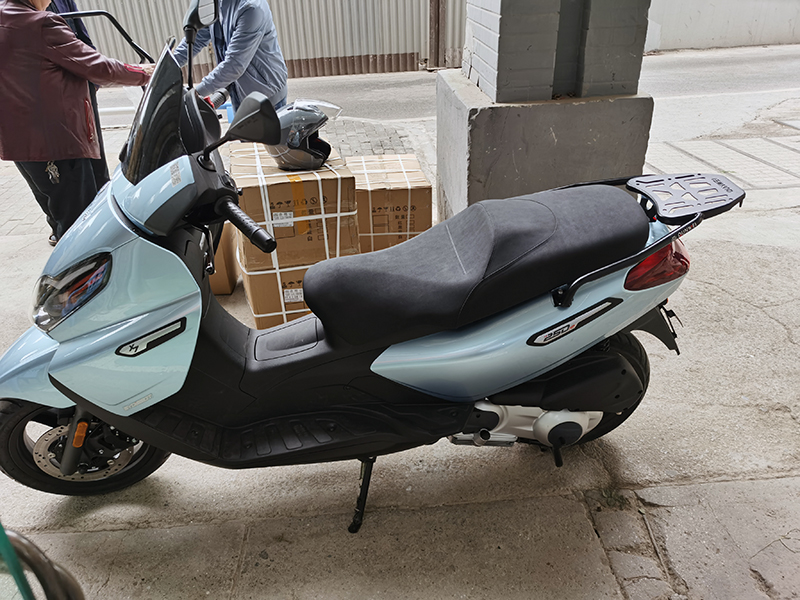 适用于踏板摩托车宗申比亚乔x7后货架 250t尾箱架后衣架尾翼改装