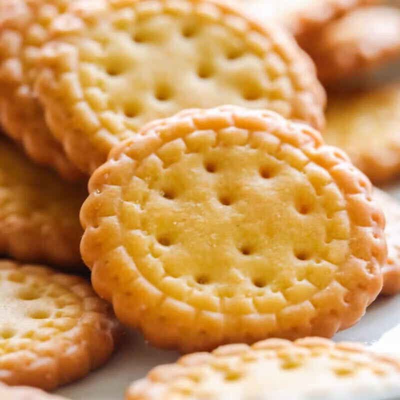 霞美日式小圆饼干海盐味小圆饼100克大袋网红零食休闲饼100克20袋