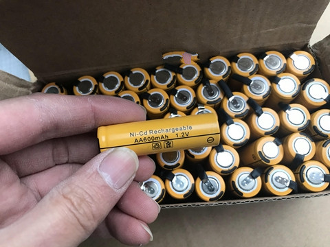 奔腾剃须刀原装电池pq7102 pq7108 pq7100 pq7200 pq8806 pw936 1节