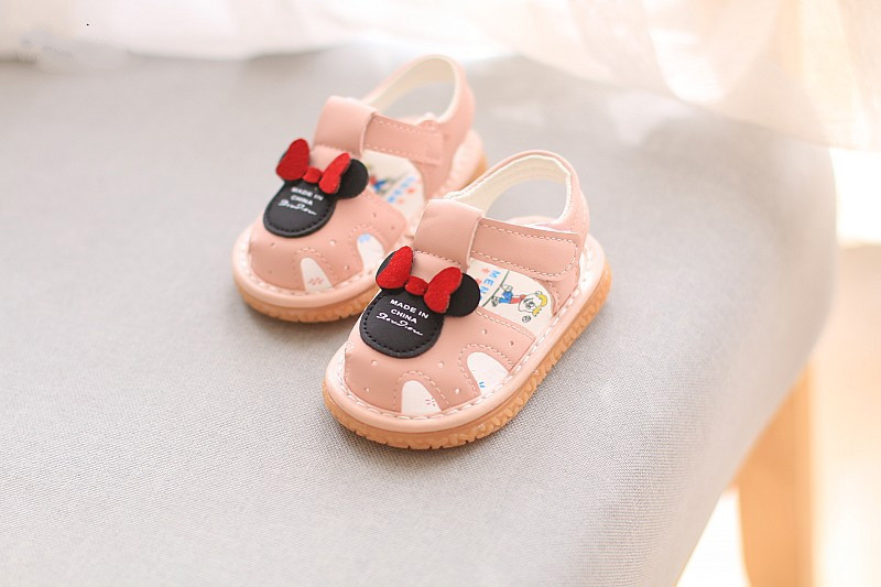 小黄鸭叫叫鞋软底婴儿学步鞋女宝宝鞋子防滑0-3岁小女孩童鞋夏季会响