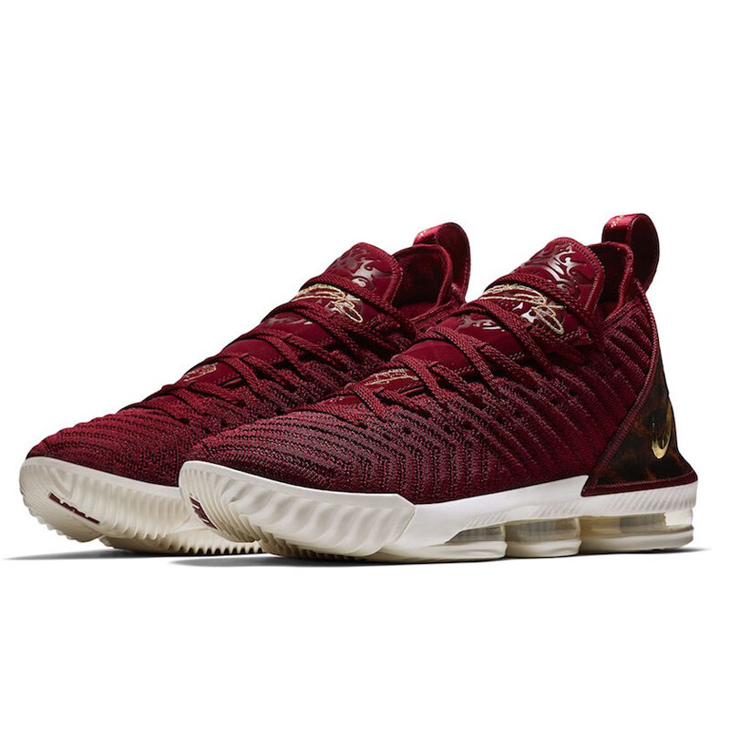 lebron 16 lbj16 king詹姆斯16战靴 黑人月男子篮球鞋 白蓝超人cd2450