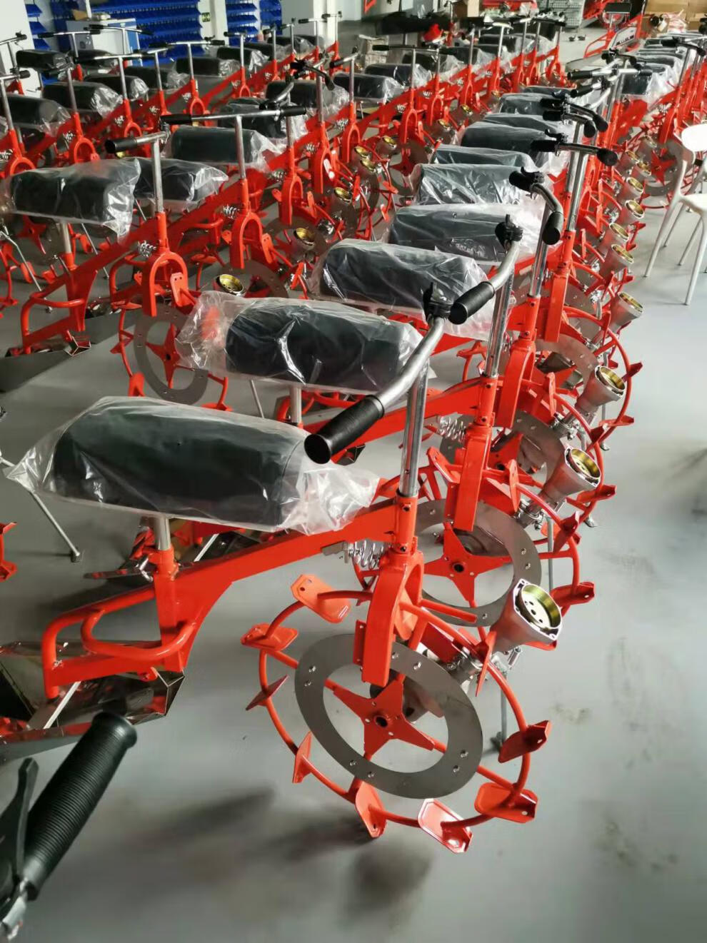 新款乘坐式水稻田开沟机水田挖沟排农田直播田秧田泥直播田增产器