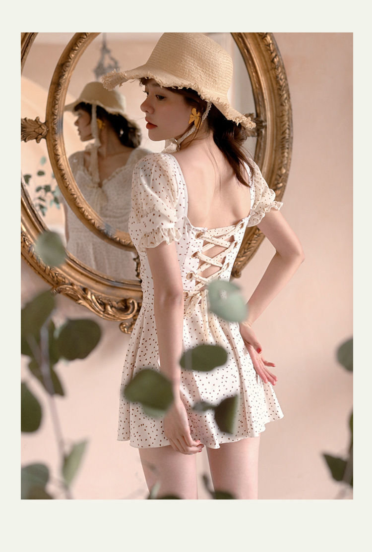 2021法式复古泳衣女仙女范连体裙式遮肚显瘦保守度假温泉泳装3047米