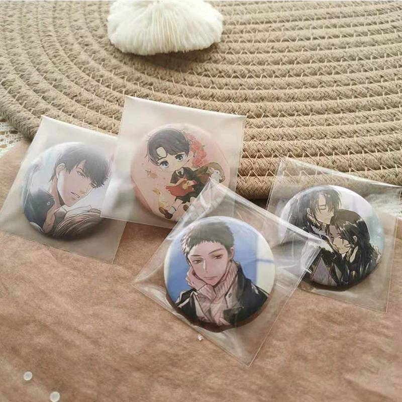 吧唧保护套吧唧保护套自粘透明磨砂动漫周边收纳展示胸章徽章挂件保护