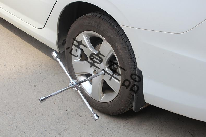 汽车轮胎扳手车载十字架套筒省力拆卸换胎神器工具维修螺丝小车用升级