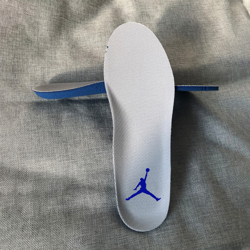 aj1鞋垫原装 适配aj1鞋垫男女篮球鞋aj312546踩屎感低帮鞋垫 黑色白标