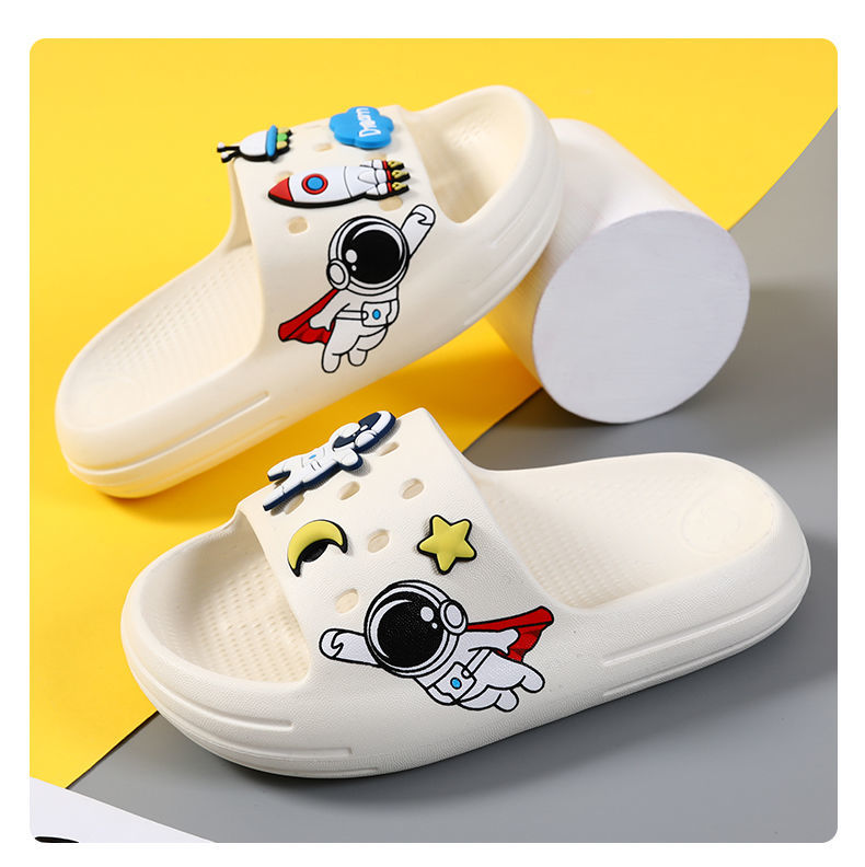 儿童拖鞋2022新款卡通宇航员软底轻便男童一字拖中大童防滑凉拖鞋