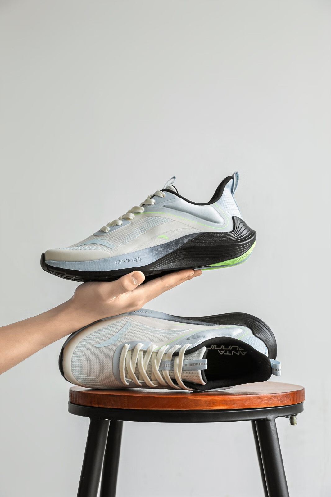 【毒刺2】安踏运动鞋2022秋季新款户外运动休闲鞋耐磨轻便跑步鞋男