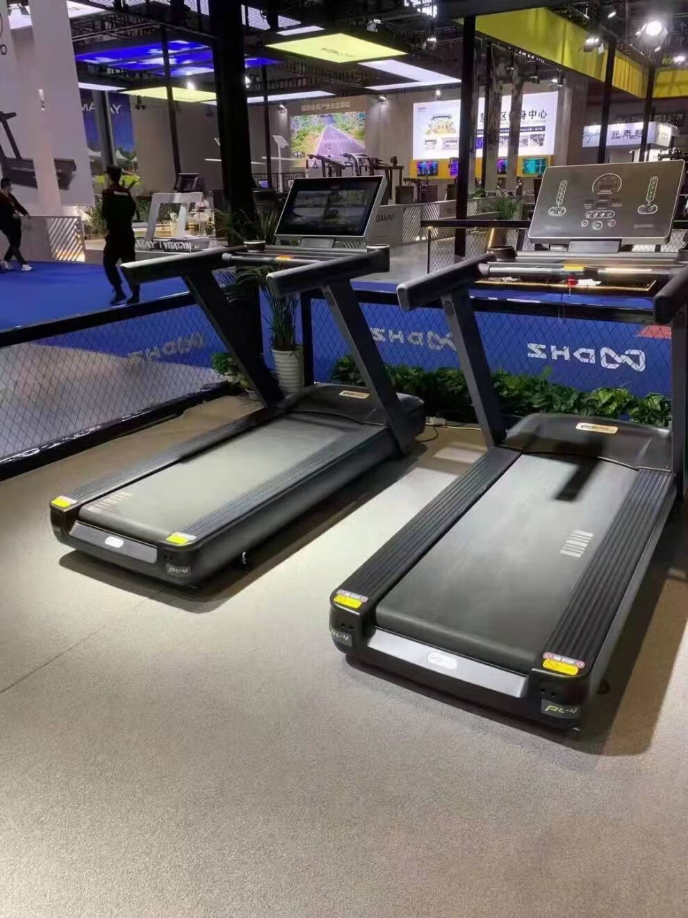 dhz大胡子跑步机健身房商用运动健身器材家用减肥大胡子8400高配智能