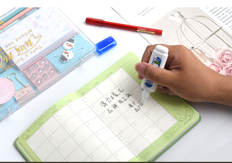 晨光修正液涂改液白色无痕快干型小学生用改正可爱便携消字灵字迹消除