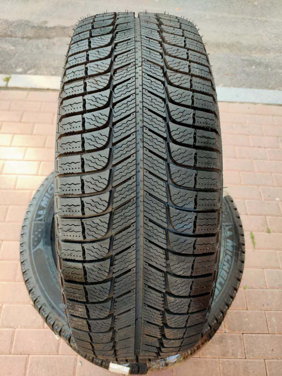 18年米其林冬季轮胎23560r16xi3雪地轮胎18年原行xi3