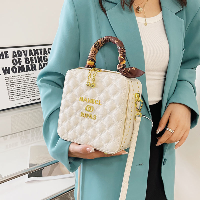 盒子包包小众菱格链条正方形方小香风名媛气质个性手提单肩斜挎包女士