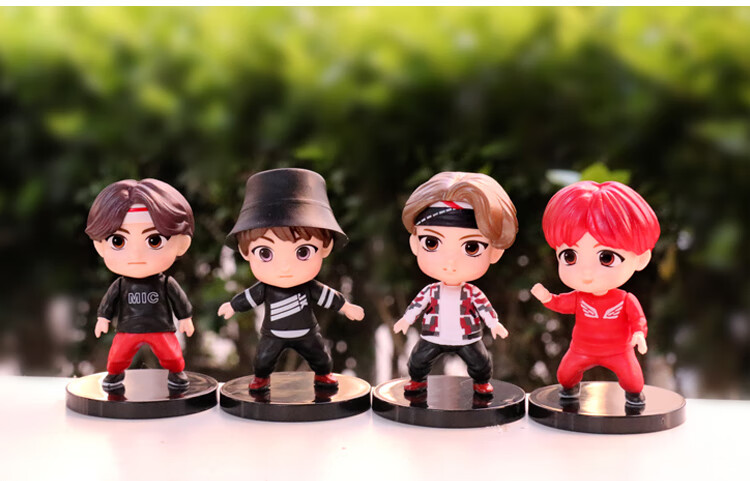 tnt时代少年团手办韩国防弹时代少年团周边人偶模型公仔玩偶圣诞节日