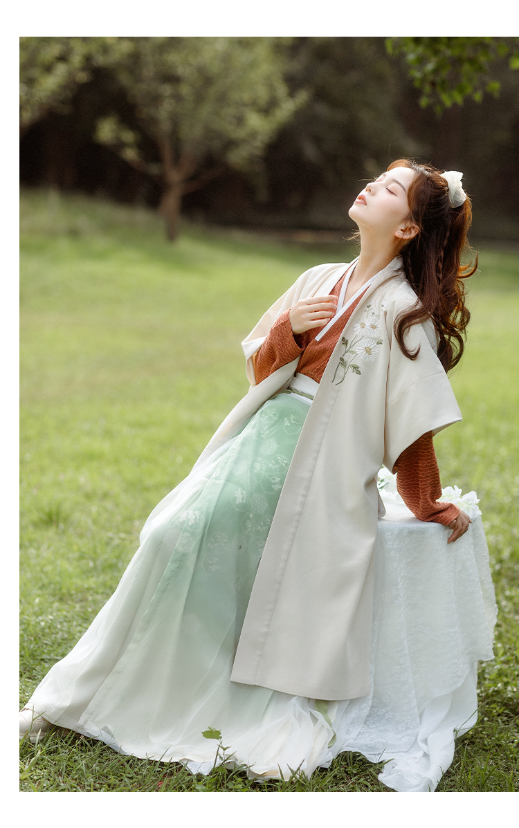 花与梦之歌小雏菊花朝记汉服原创设计宋制长背心飞机袖针织衫飞机袖