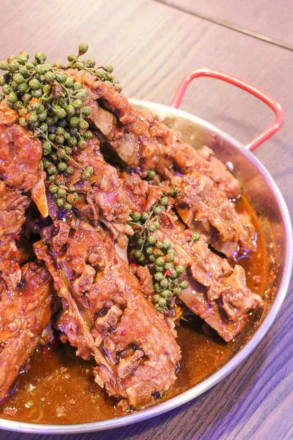 猪龙骨猪背骨猪脊骨猪排骨酱骨头辣骨饭排骨饭3斤猪龙骨