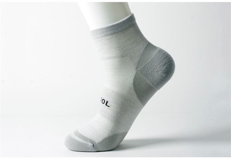 旗舰自营美利奴羊毛袜2022美利奴羊毛短筒跑步袜排汗柔软舒适运动袜