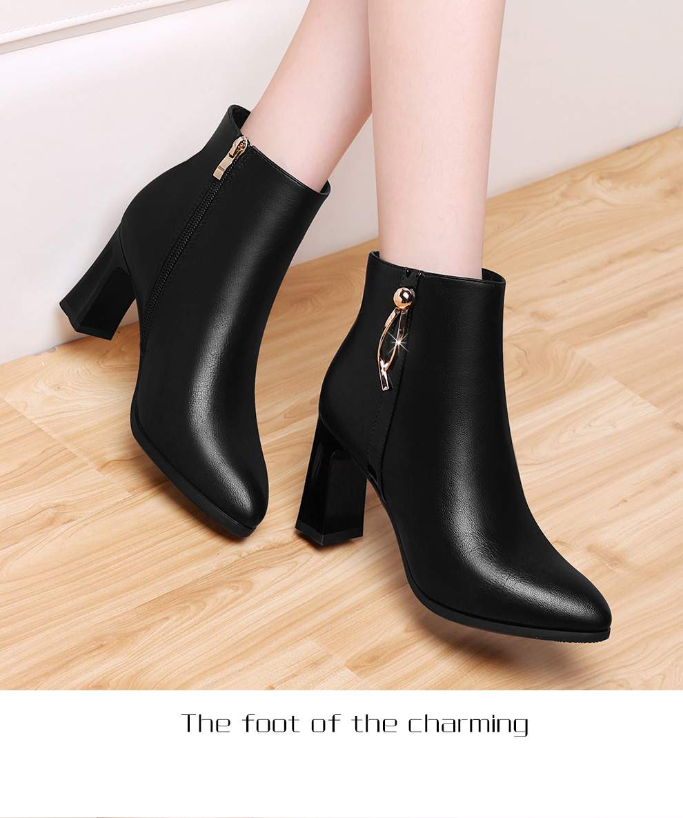 短靴女2022春秋季新款女鞋单鞋尖头粗跟马丁靴女英伦风黑色高跟鞋女士