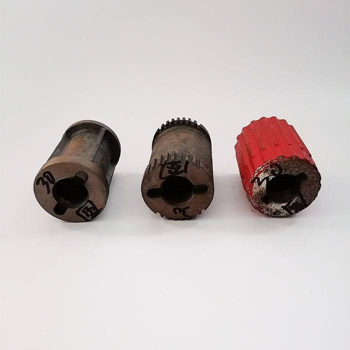 玉米收割机防缠辊扒皮铁滚清草辊玉米收割机扒皮机防缠滚清草滚 1号六