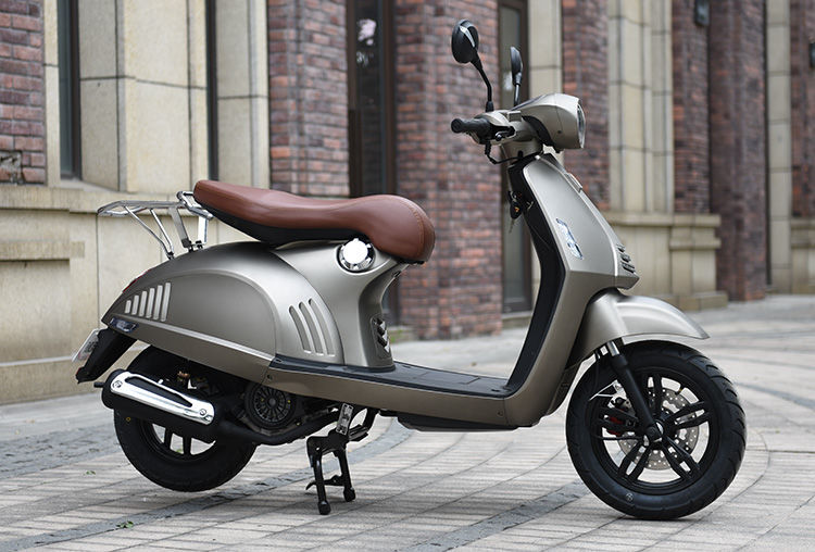 罗马假日复古vespa摩托车踏板燃油车整车可上牌125cc国四电喷亚光黑国