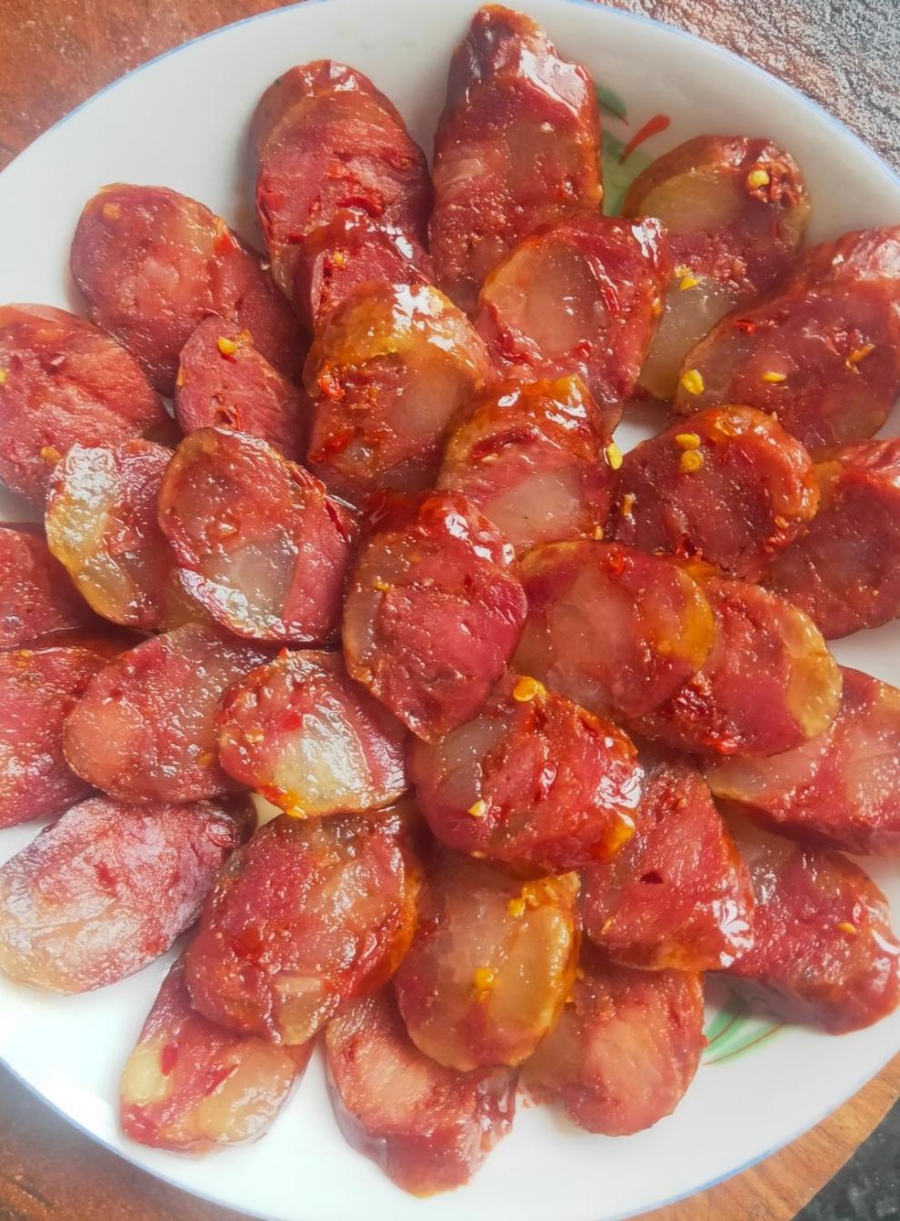 四川麻辣香肠烟熏纯肉腊肠腊肉川味特产手工自制五香香肠2斤烟熏味