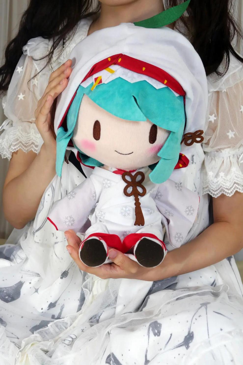 sega世嘉初音未来fufu雪初音雪未来蝴蝶结毛绒布偶趴趴女孩娃娃现货