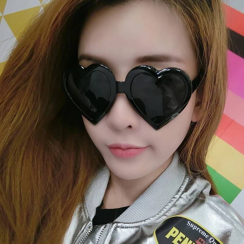 趣仕达新品爱心眼镜心形桃心太阳镜眼镜框爱心眼镜沙滩眼镜墨镜网红