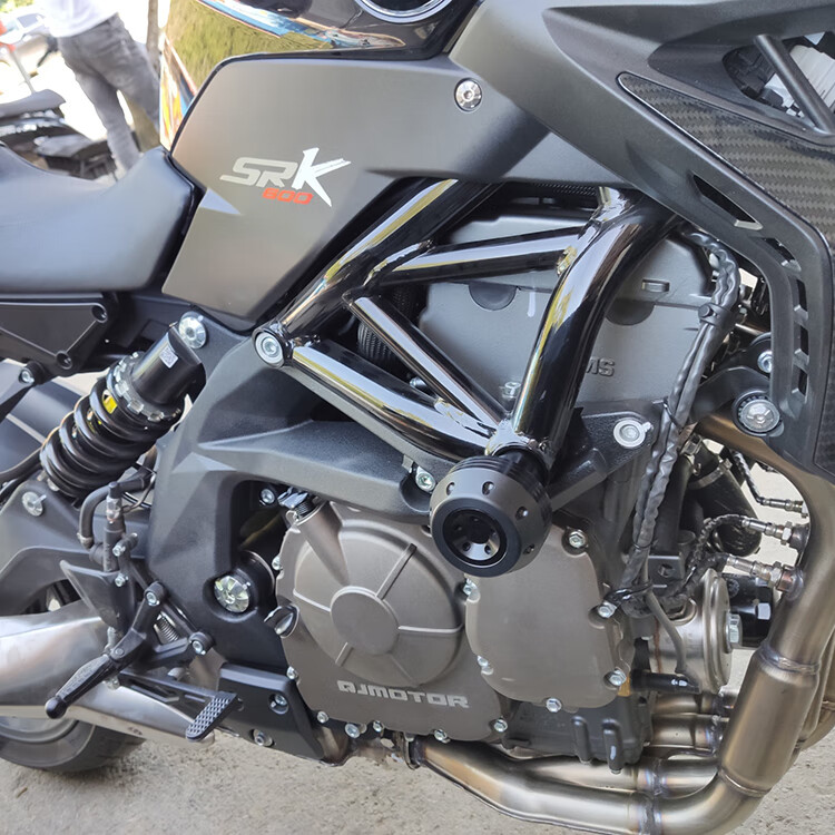 适用于钱江赛600srk追600改装车身仿摔胶黄龙tnt600保护杠仿倒球棒追