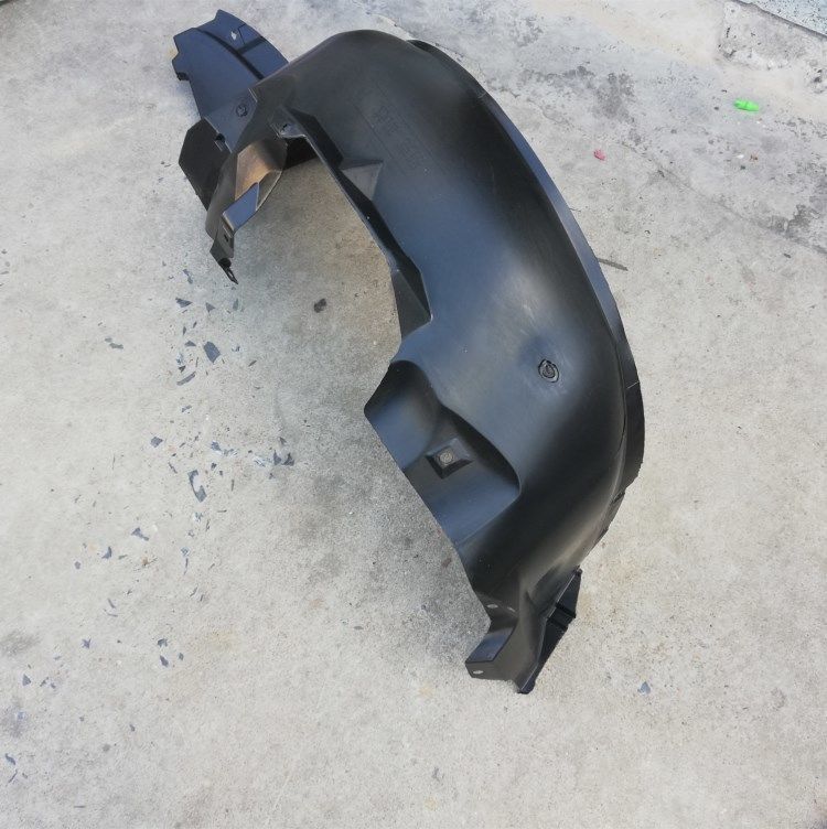 别克凯越君越君威gl8英朗赛欧叶子板内衬前轮挡泥板挡泥瓦gl830前右