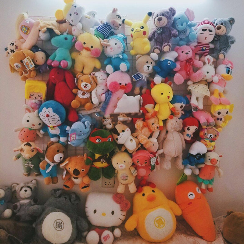 ins网红爱心娃娃墙上固定毛绒玩具收纳挂架网格照片墙公仔置物架